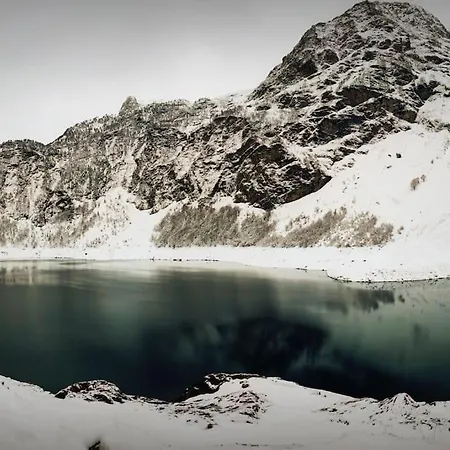 6 Pers Au Cœur Des Montagnes Pyrénéennes Linge De Maison Et Papier Toilette Non Fournis *