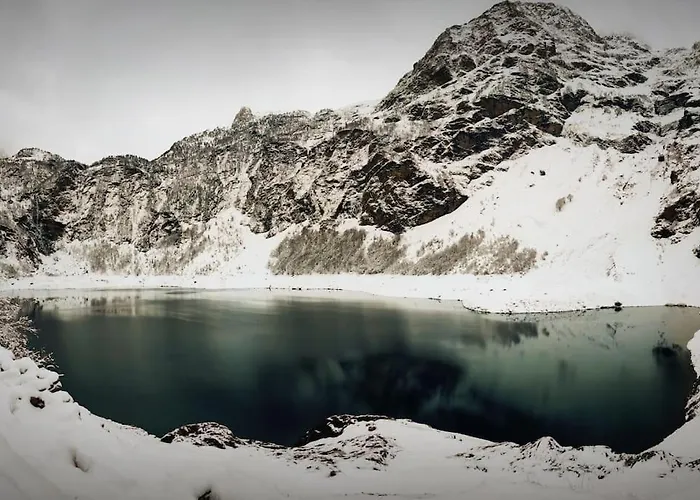 6 Pers Au Cœur Des Montagnes Pyrénéennes Linge De Maison Et Papier Toilette Non Fournis *