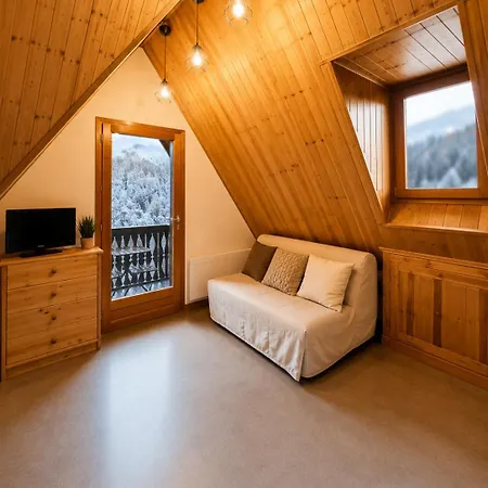 6 Pers Au Coeur Des Montagnes Pyreneennes Linge De Maison Et Papier Toilette Non Fournis Apartment *