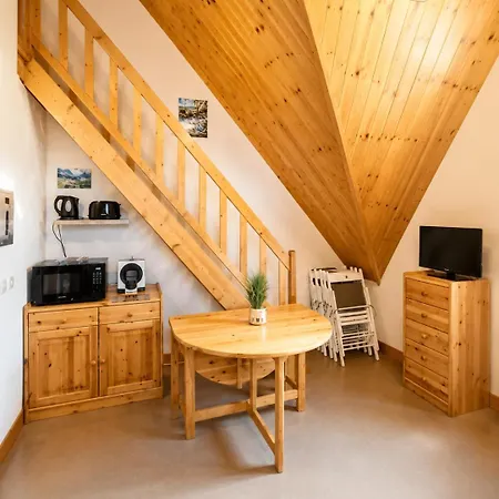 6 Pers Au Coeur Des Montagnes Pyreneennes Linge De Maison Et Papier Toilette Non Fournis