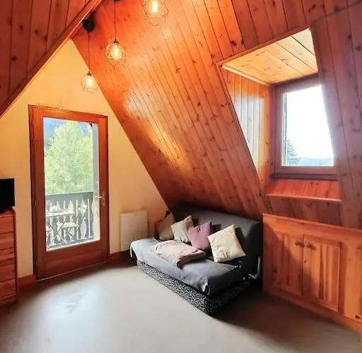 6 Pers Au Coeur Des Montagnes Pyreneennes Linge De Maison Et Papier Toilette Non Fournis Lägenhet Boutx